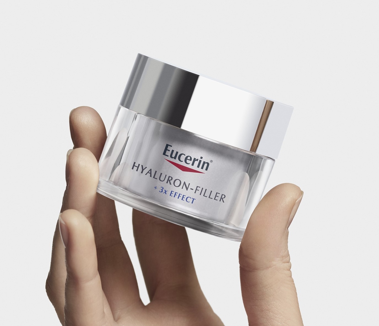 Новото поколение Eucerin®Hyaluron-Filler с троен ефект против стареене на кожата